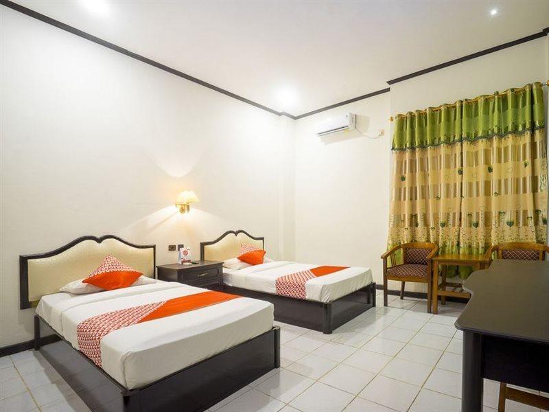 Urbanview Hotel Gading Kencana Samarinda By Reddoorz Kültér fotó